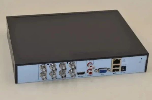 Набір на 8 камер DVR KIT 945 8ch Gibrid / Комплект відеоспостереження з 8 Wi-Fi камер + реєстратор sp5690 фото