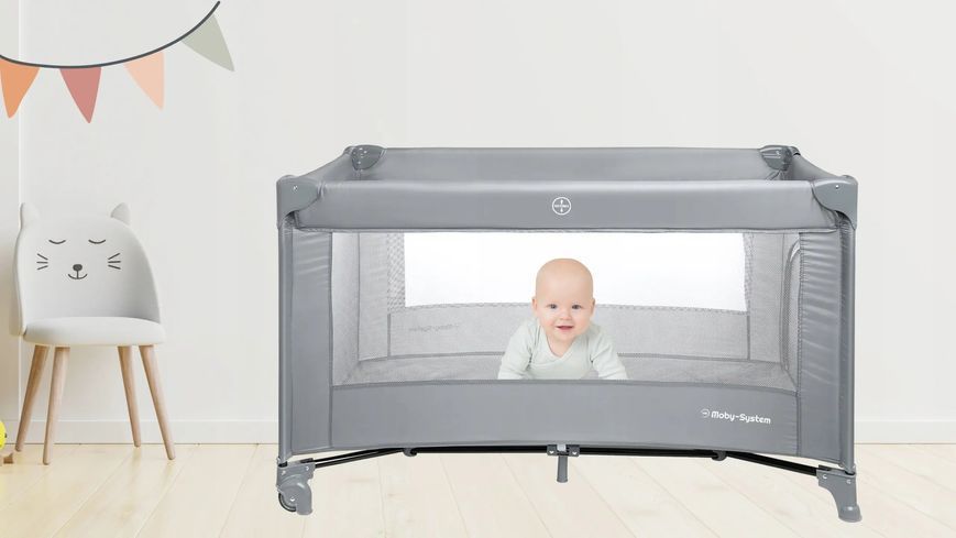 Дитяче складне ліжечко-манеж Moby-System Happy Traveller Basic з розкладним матрацом, сумкою, коліщатками та бічним виходом, 126 x 66 см 5094763 фото