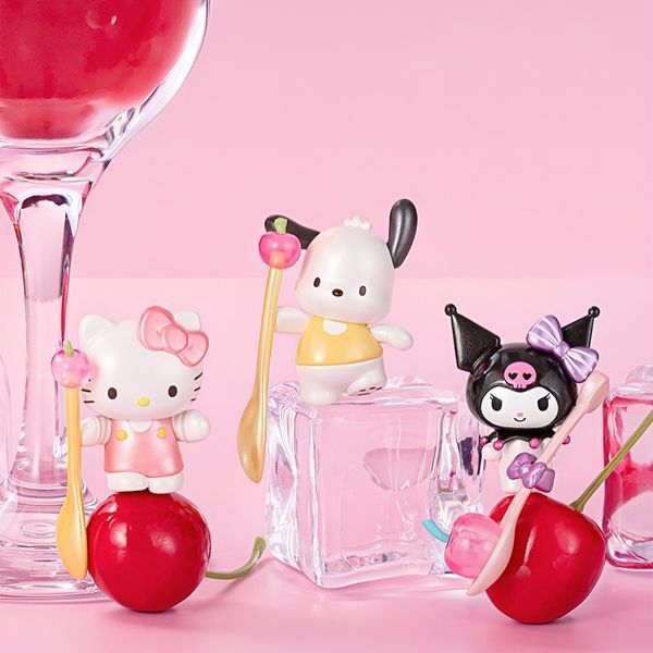 Фігурка-сюрприз "Друзі вишеньки" Pop Top Hello Kitty 24MQD-007 в асортименті 24MQD-007 фото