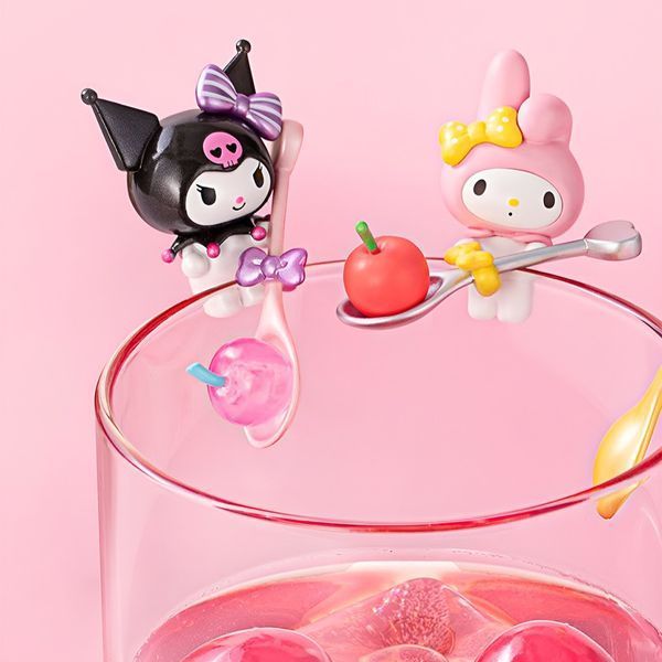 Фігурка-сюрприз "Друзі вишеньки" Pop Top Hello Kitty 24MQD-007 в асортименті 24MQD-007 фото