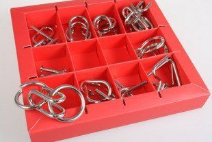 Набір головоломок 10 Metall Puzzles red Eureka 3D Puzzle 473358, 10 головоломок 473358 фото