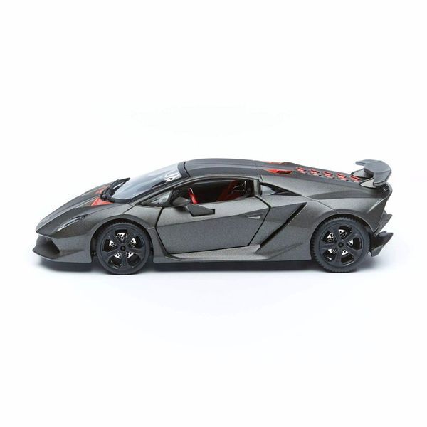 Автомодель Lamborghini Sesto Elemento Bburago 18-21061 масштаб 1:24 18-21061 фото