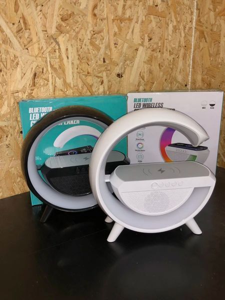 Розумний світильник/Нічник з бездротовою зарядкою для телефону/Bluetooth-колонка ME888 фото