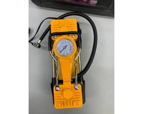 Авто компресор з набором інструментів у кейсі YELLOW / Автомобільний двопоршневий Сила ДАБЛ G0568 фото