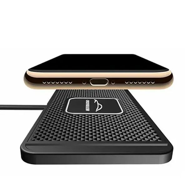 Силіконовий килимок в авто зі швидкою бездротовою зарядкою Car Wireless Pad C1 15W sp9479 фото