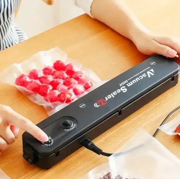 Вакуумний пакувальник для кухні чорний Вакууматор побутовий vacuum sealer Продуктовий вакуумний пакувальник для дому 37372 фото
