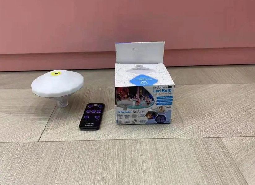 Світлодіодна RGB лампа, водонепроникна садова лампа для басейну, газона світильник на батарейках NN5502 фото